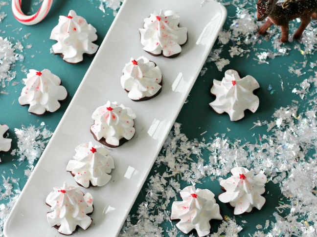 Chocolate Peppermint Meringue Christmas Trees