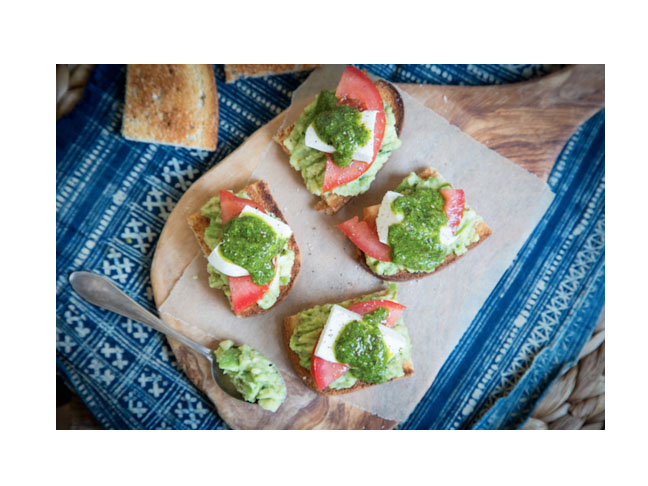 Caprese Avocado Breakfast Toast with Basil Pesto