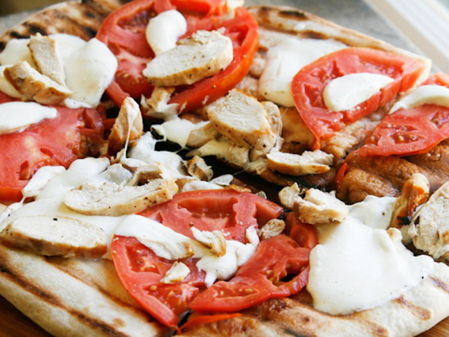 Grilled Chicken Margherita Pizza 