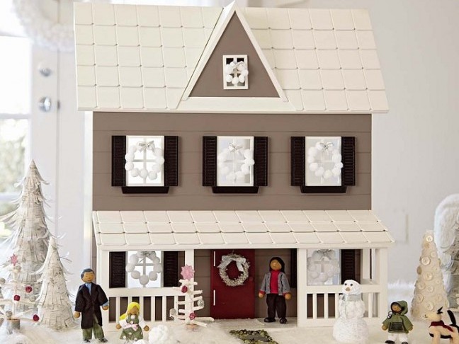 Danbury Dollhouse 