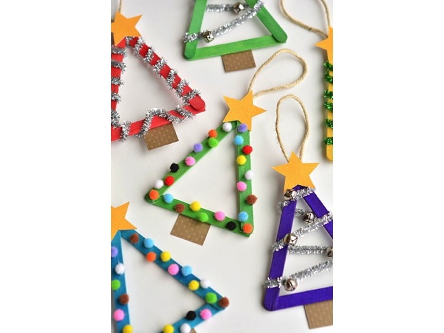 DIY Popsicle Stick Christmas Trees