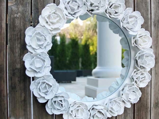 DIY Egg Carton Rose Mirror