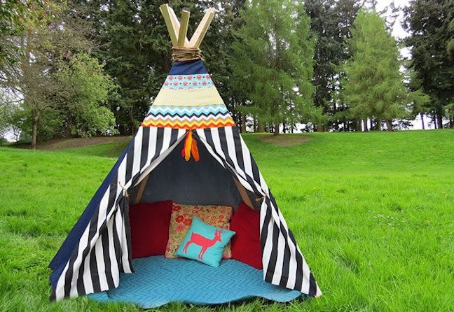 Graphic Teepee