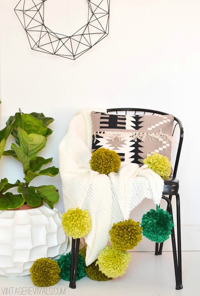 DIY Giant Pom Pom Throw Blanket