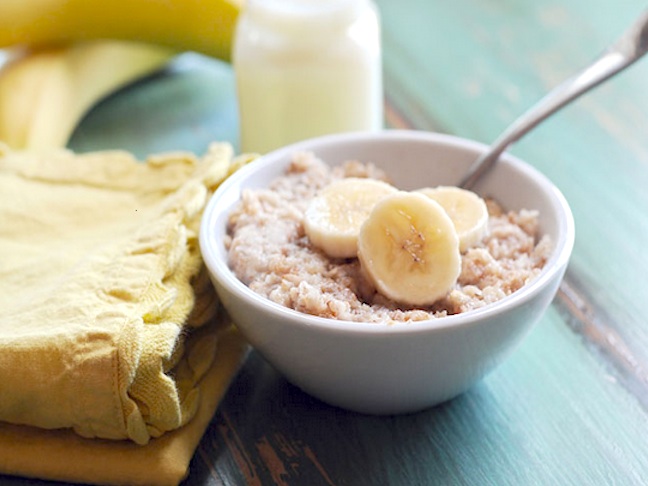 Banana-Cinnamon Crock-Pot Oatmeal