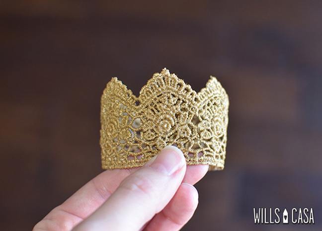 Make a tiny crown