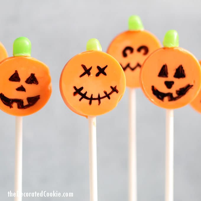 Jack-o'-Lantern Candy Pops