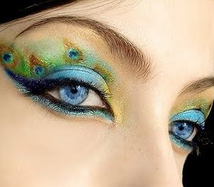 Peacock Eye Makeup