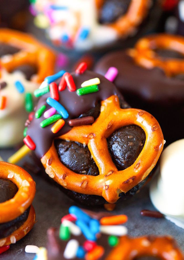 Pretzel Brownie Bites