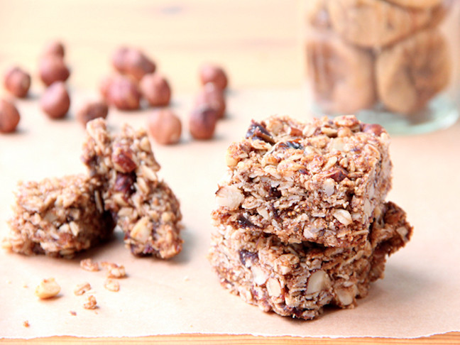 Fig Hazelnut Granola Bars