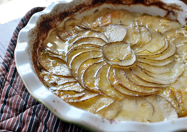 Cheddar Leek and Potato Gratin