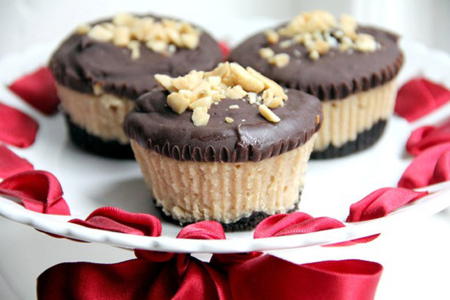 Mini Buckeye Cheesecakes