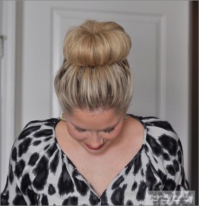 Smooth & Sleek Top Knot 